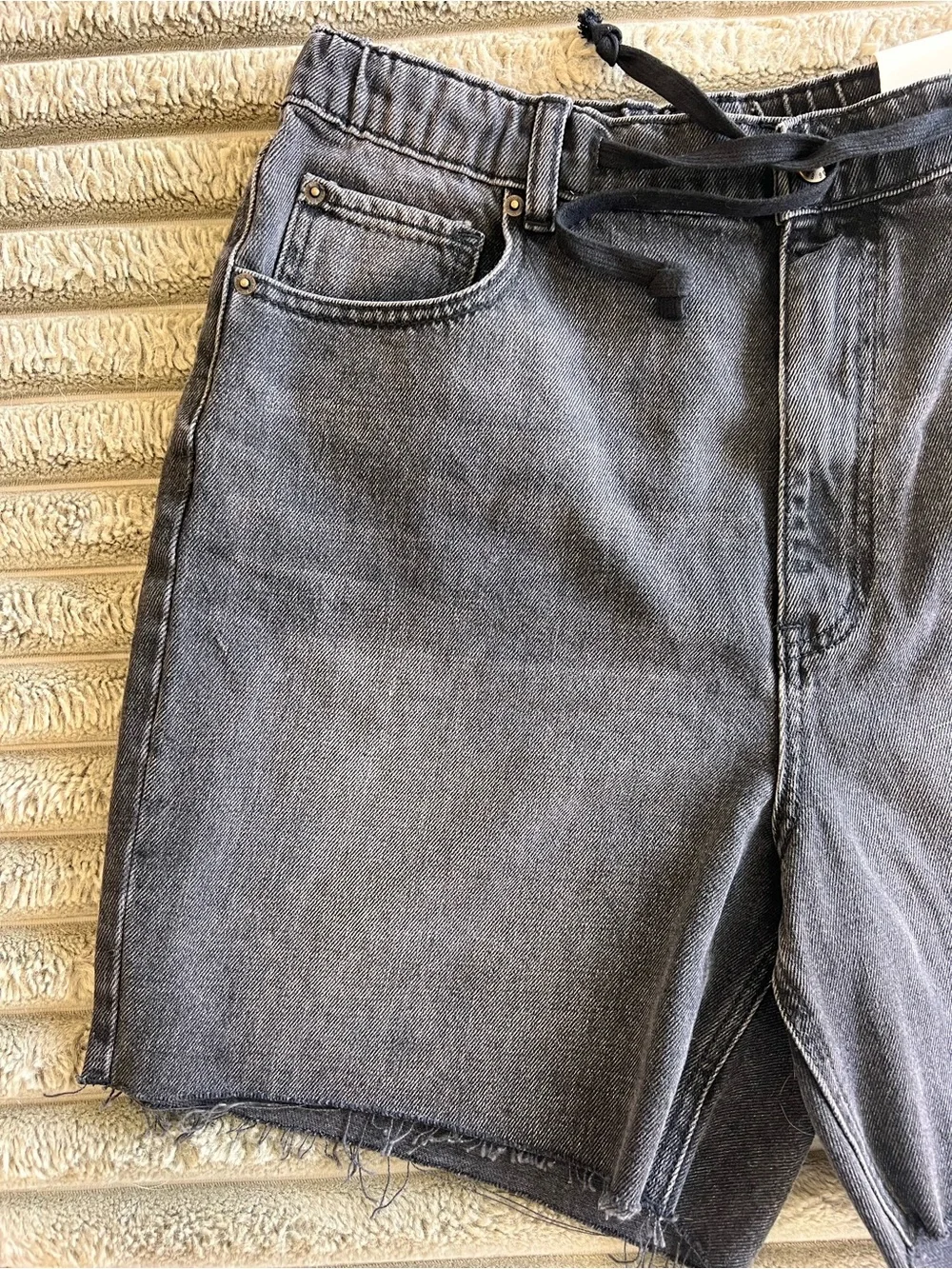 BDG By Urban Outfitters Pull On Baggy Short Black Sz L NEW WITH TAGS